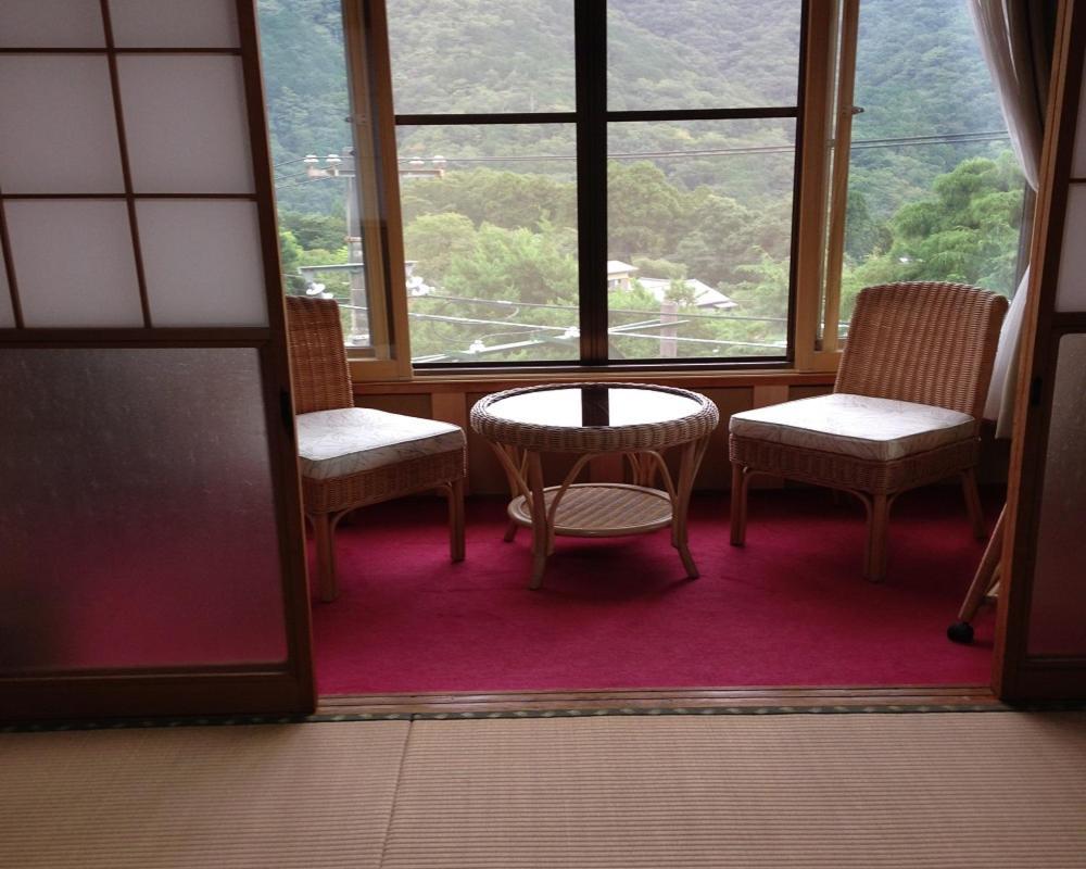 Готель Hakone Kaminoyu Екстер'єр фото